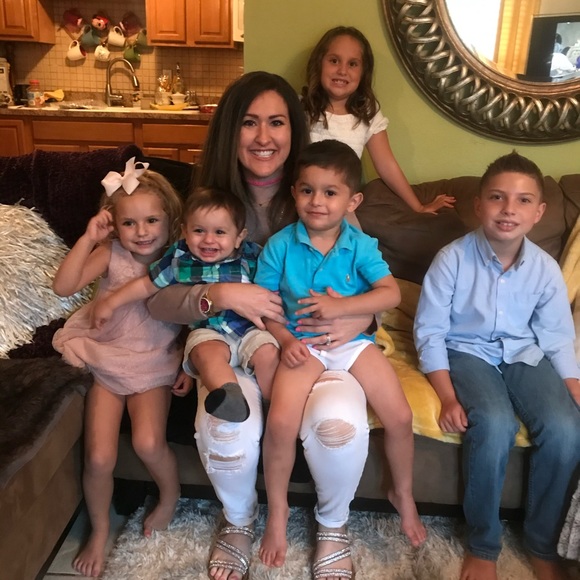 Meet your Posher, Lena - Picture 6 of 16